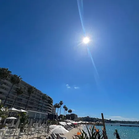 Apartmán Les Pins - Sea View - 4 People - Parking *